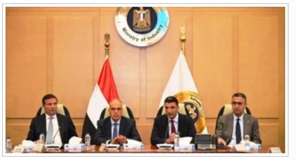 وزراء يطلقون خطة لإدارة البصمة المائية بالصناعات الغذائية
